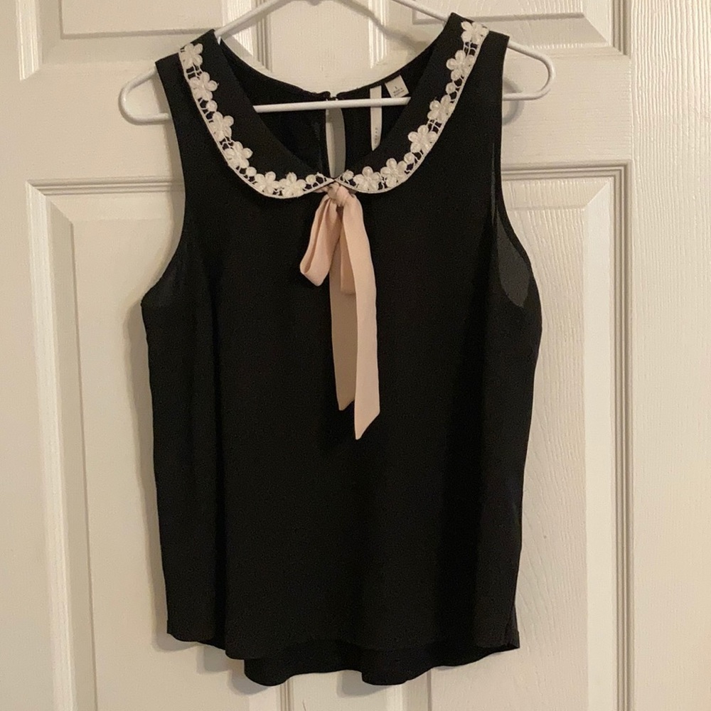 Lauren Conrad Peter Pan collar blouse